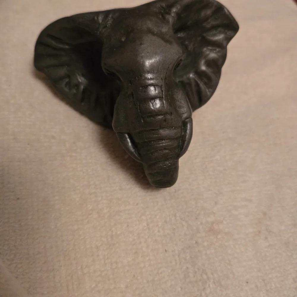 Knob Hill Decorative ELEPHANT Drawer Handle/ Pull Piece in Dark Gray
